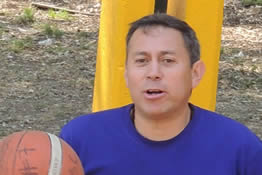 Entrenador Armando Suárez